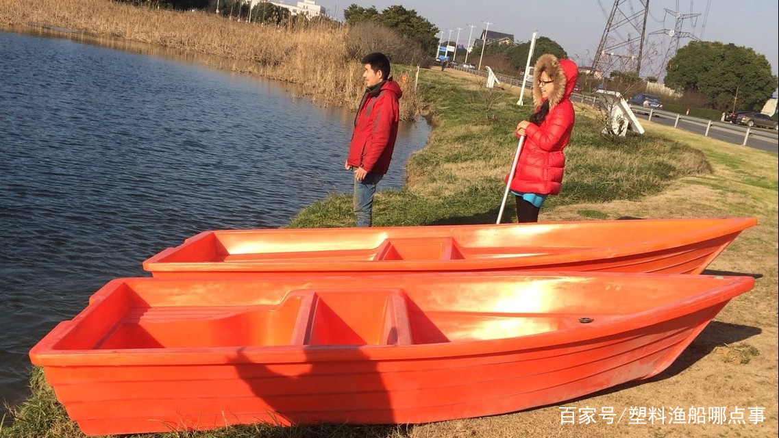 驾冲锋舟洪水中救出20余人：平时玩的船派上大用场
